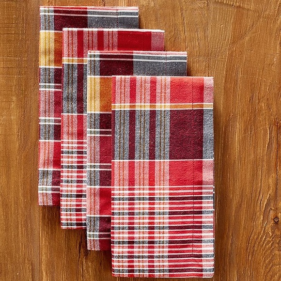 New S/4 Pottery Barn Quinn Summer Plaid Napkins